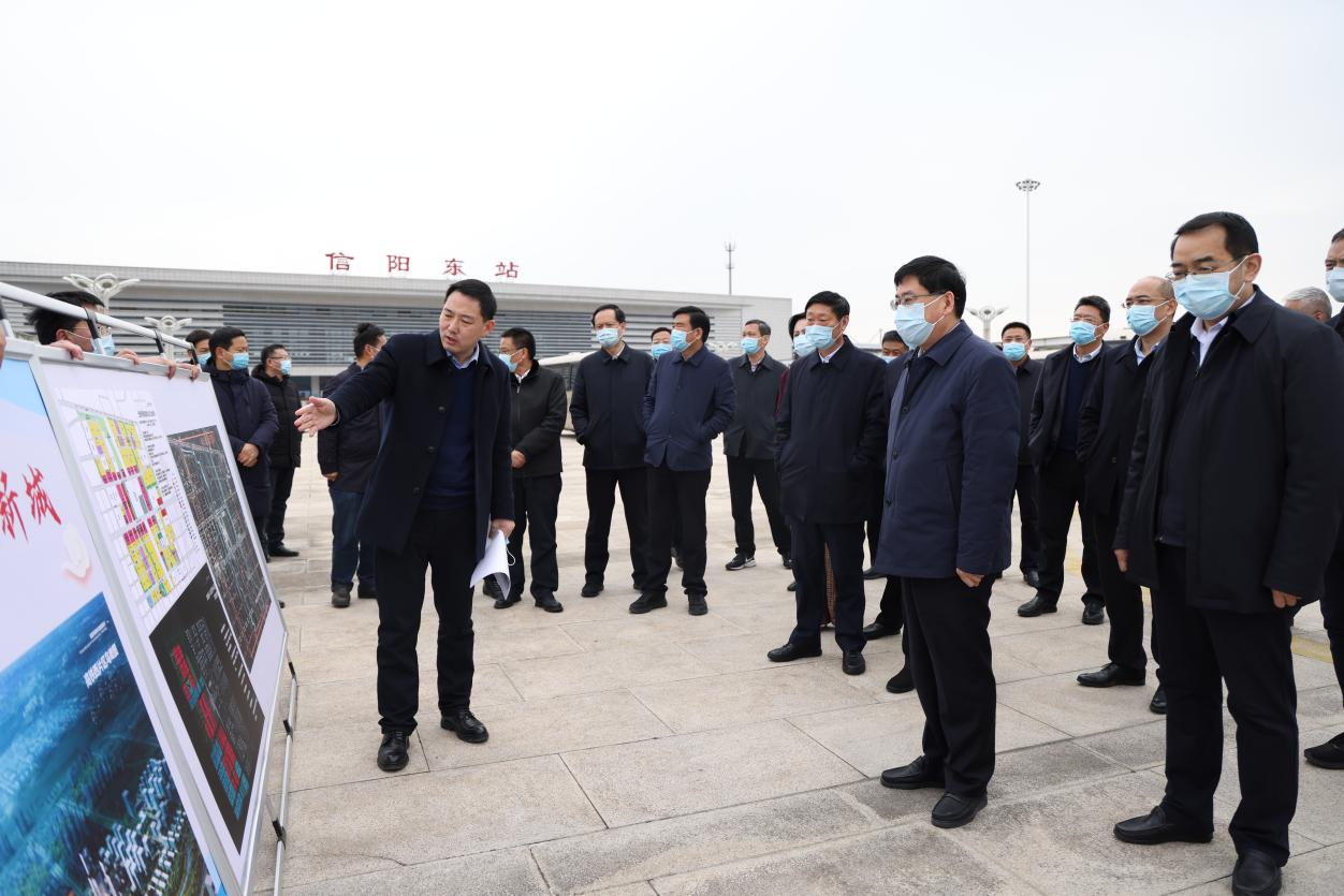 站在新起点 开局即冲刺 市党政联席务虚会议召开