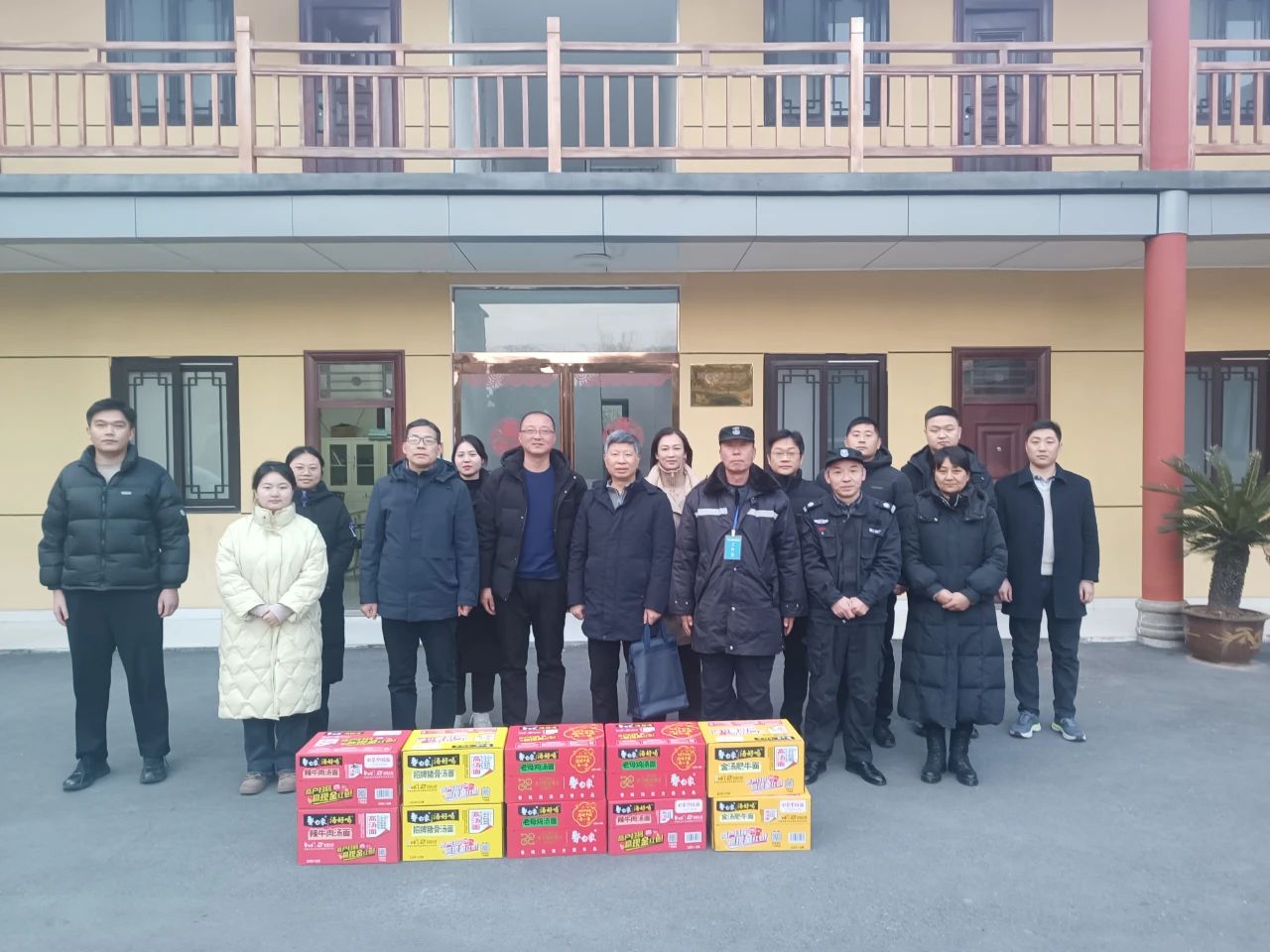 机关党员一线行 建言献策助运营 | 信阳华信建投集团开展第28期“机关党员到一线”活动