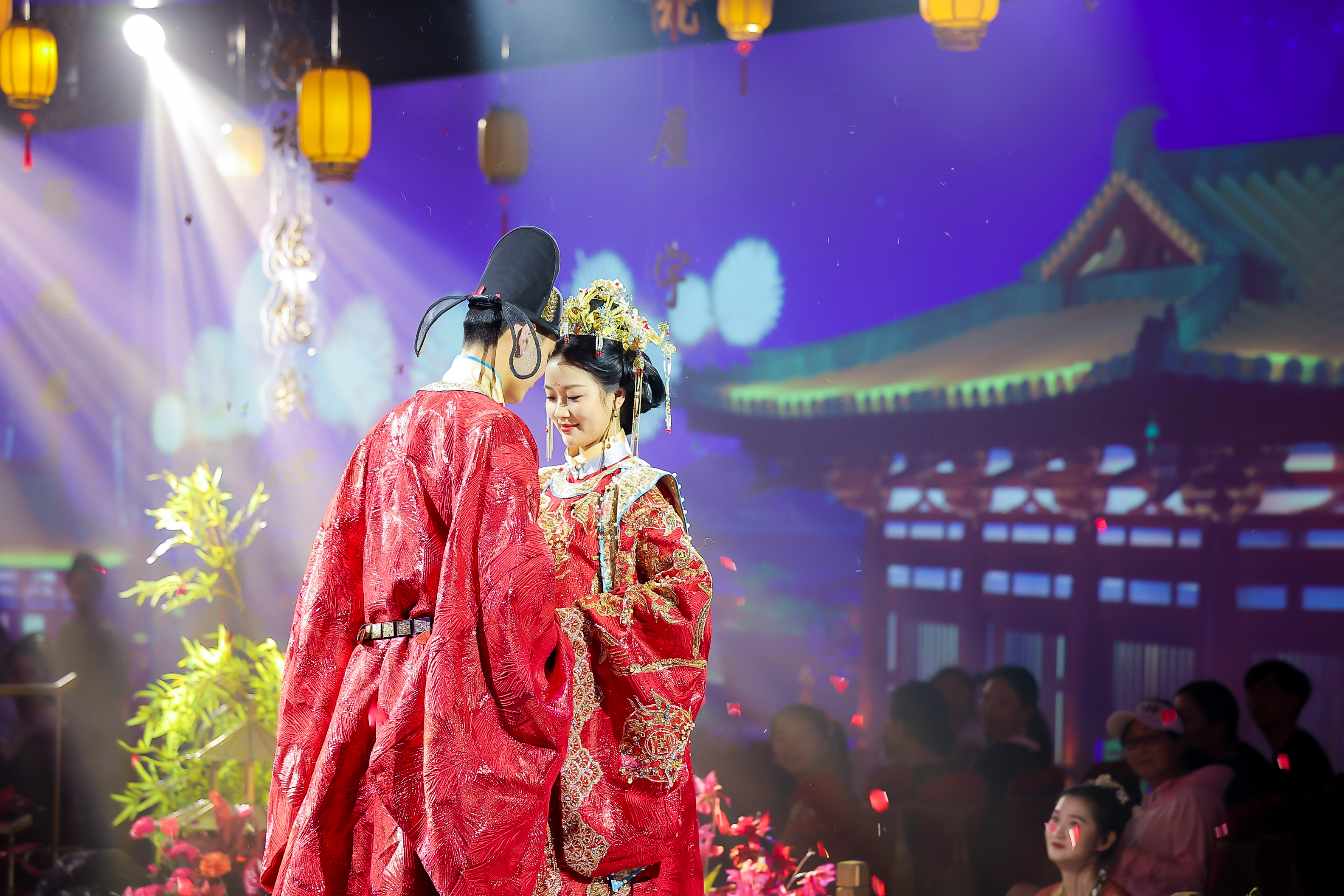 石代科技联合深圳龙华希尔顿逸林酒店“梦回大唐”中式5D全息光影婚礼发布会圆满收官，开辟宴会营销新纪元(图5)