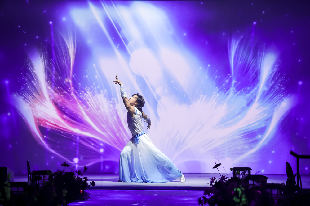 5D 全息光影宴会厅：一厅多用，开启梦幻盛宴新篇(图1)